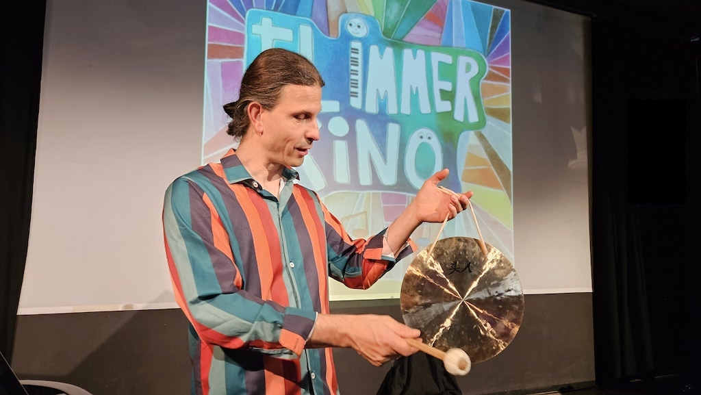 Portraitfoto Matthias Hirth