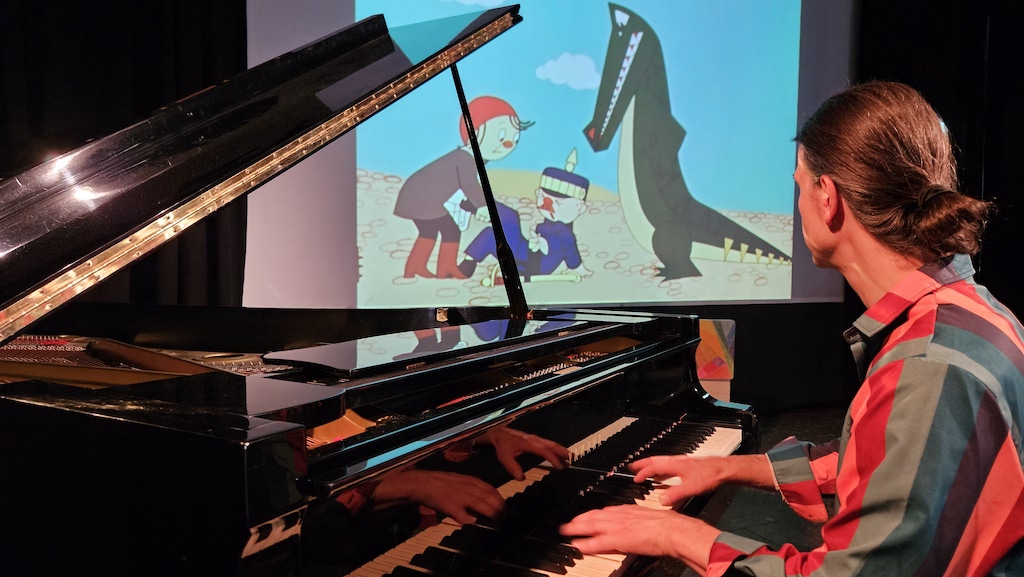 Portraitfoto Matthias Hirth